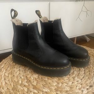 COPY - 2976 FAUX FUR LINED QUAD PLATFORM CHELSEA BOOTS Women